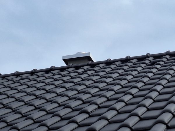 náhled Střešní taška RÖBEN MONZA plus-antracitová engoba