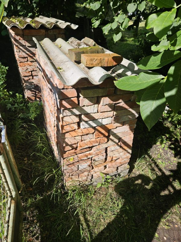 náhled Prodám staré plné očištěné cihly 400 ks